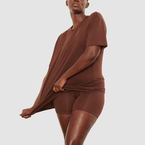 Limited Edition Cocoa SKIMS Boyfriend Tee
